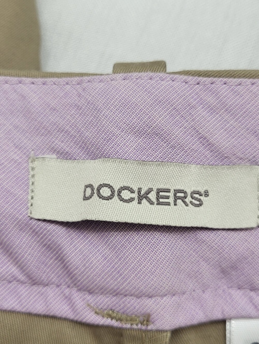 Dockers Chino Shorts Women's Khaki Bermuda Business Casual Teacher Size 14 - Picture 6 of 8